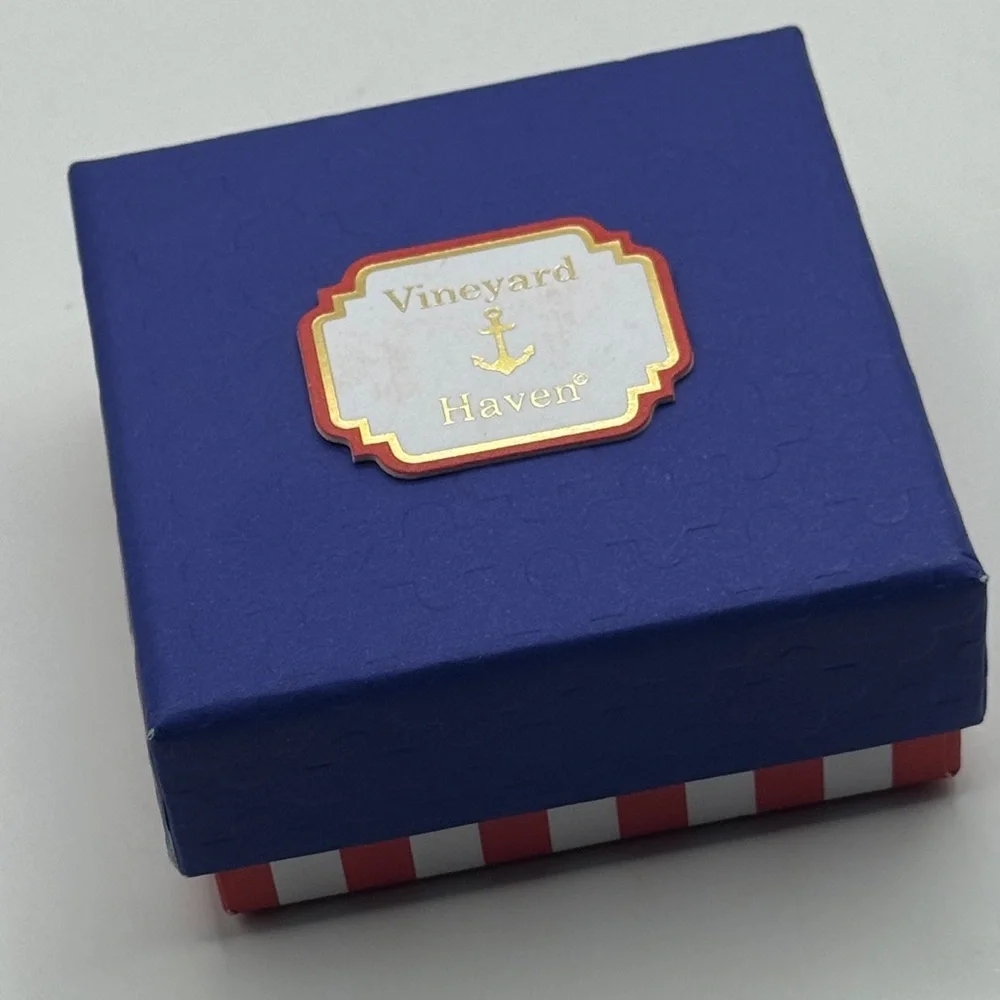 Vineyard Haven Patriotic Gnome Pin